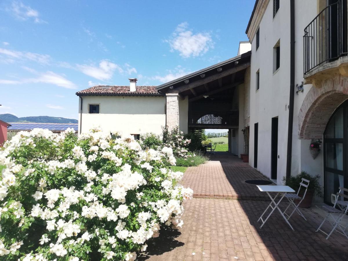 Corte Monticello Barbarano Vicentino Exteriör bild